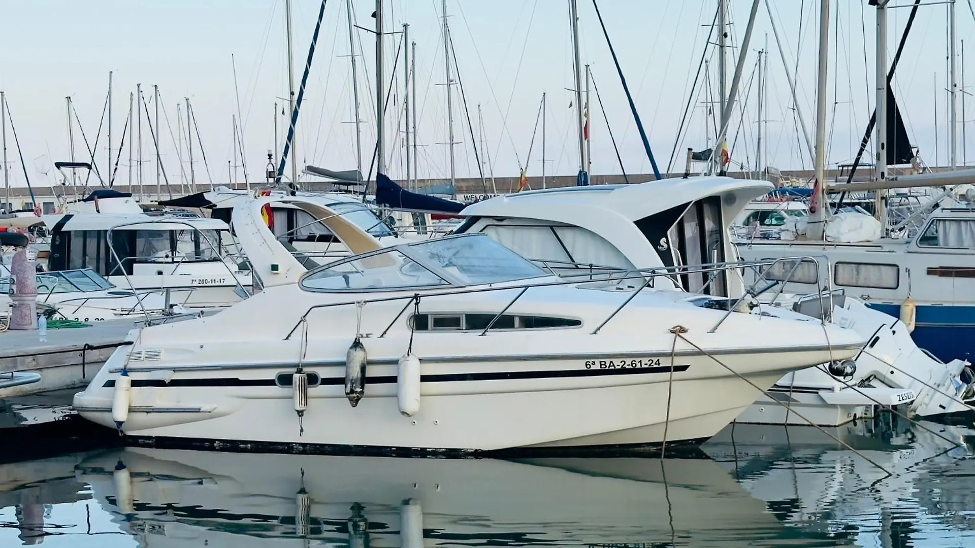 Boat In Barcelona For Sleeping And Sailing contacts